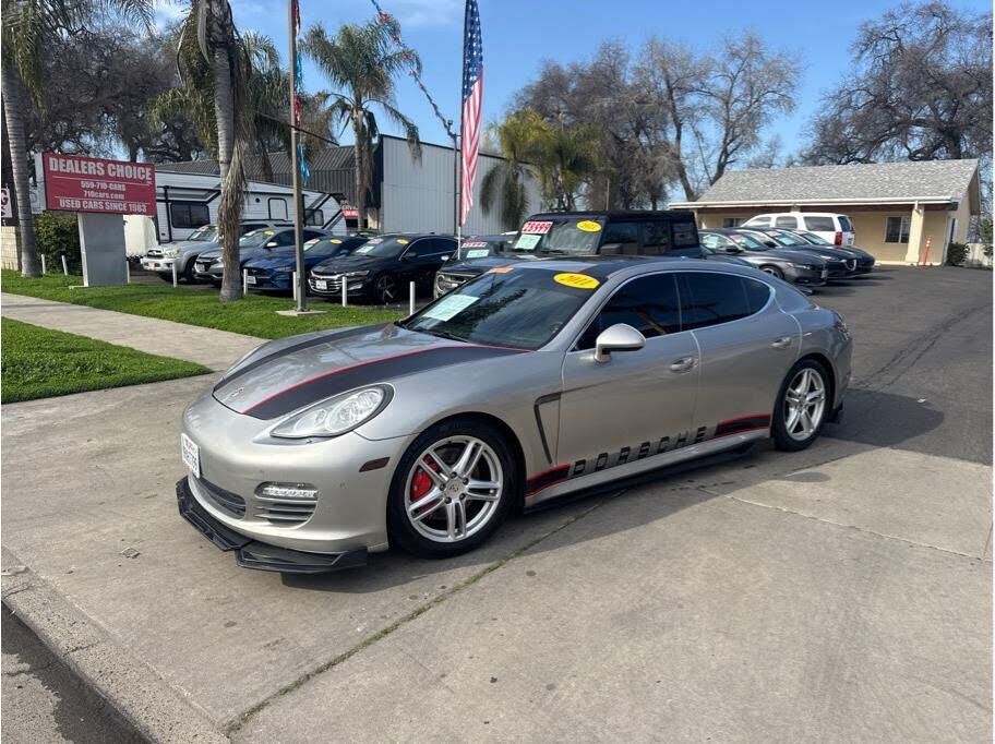 2011 PORSCHE Panamera