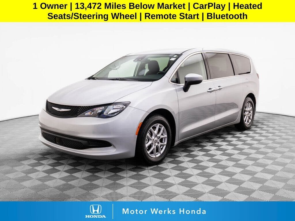 2023 CHRYSLER Voyager