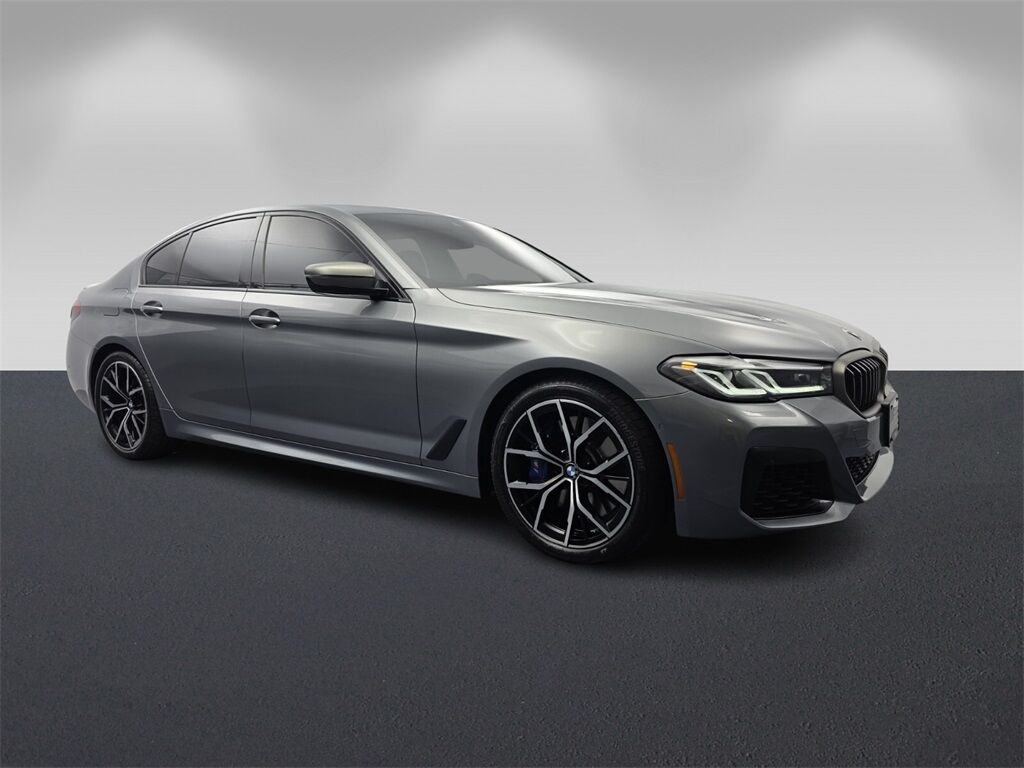2023 BMW M5