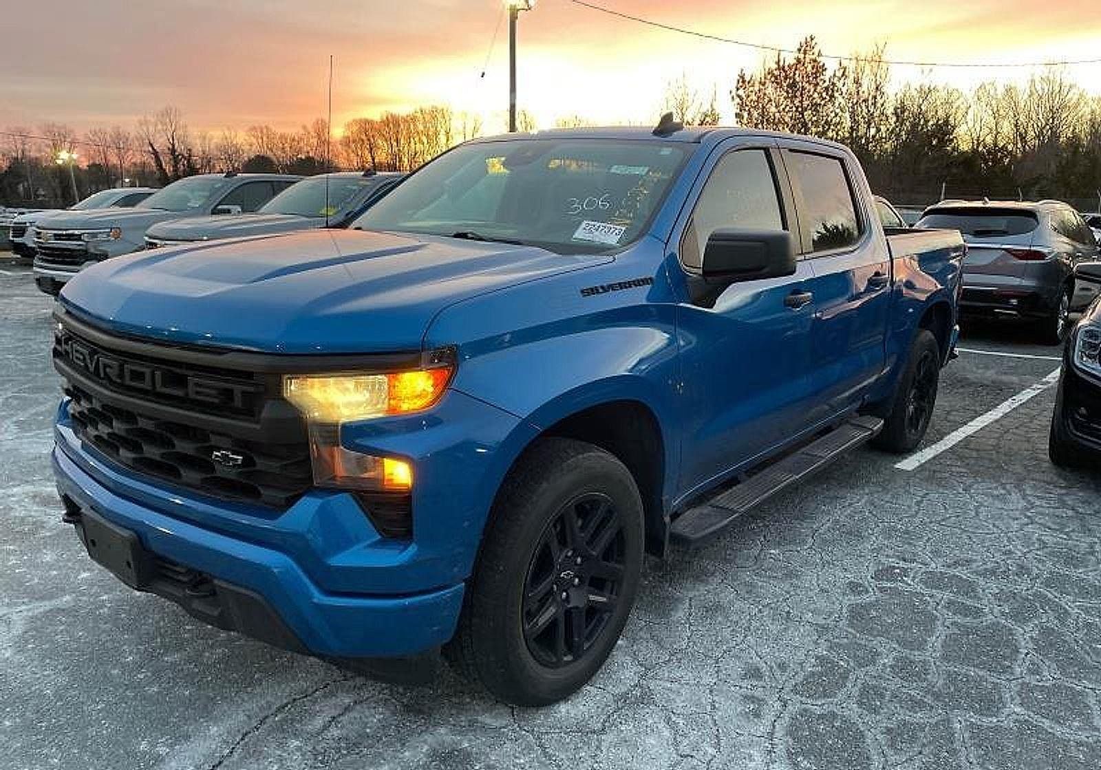 2022 CHEVROLET Silverado