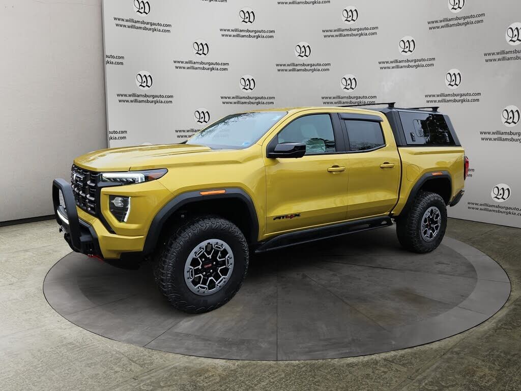 2023 GMC Canyon