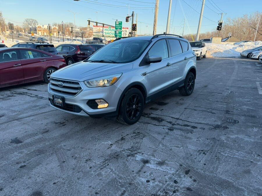 2017 FORD Escape