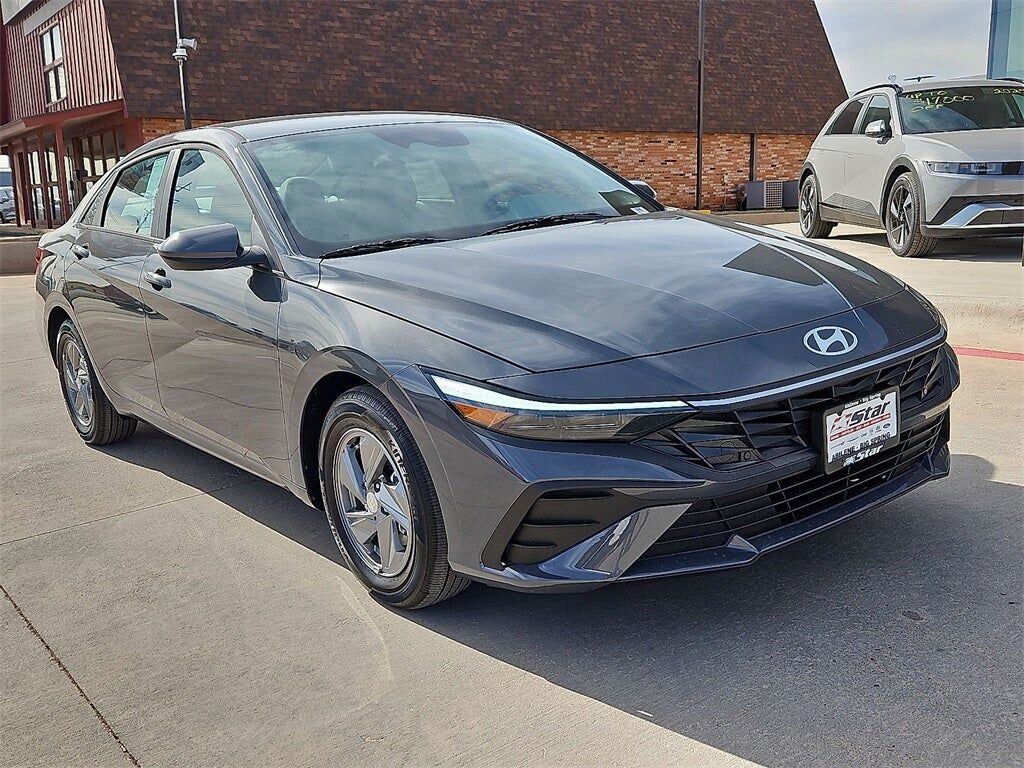 2026 HYUNDAI Elantra