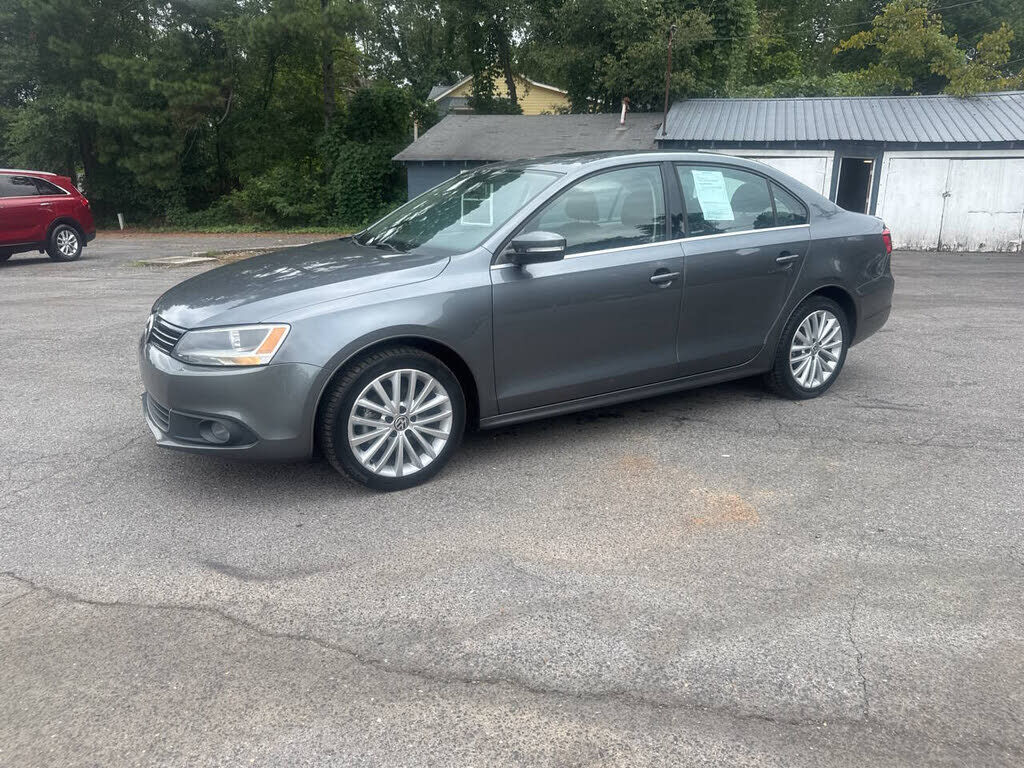 2012 VOLKSWAGEN Jetta