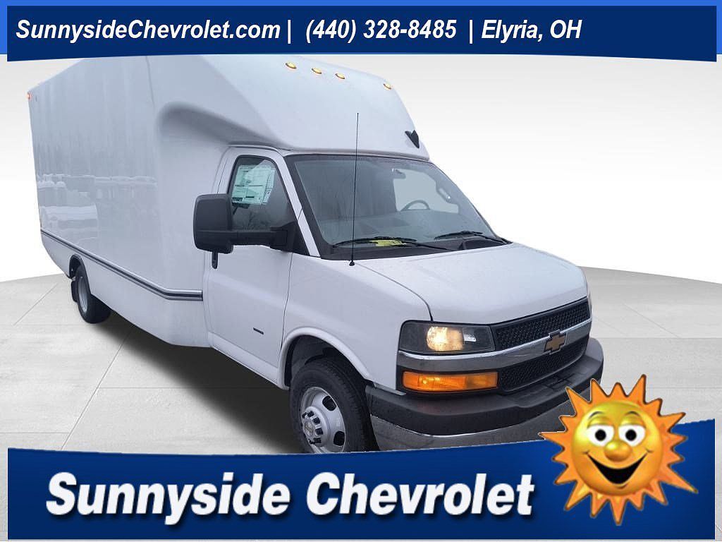 2025 CHEVROLET Express