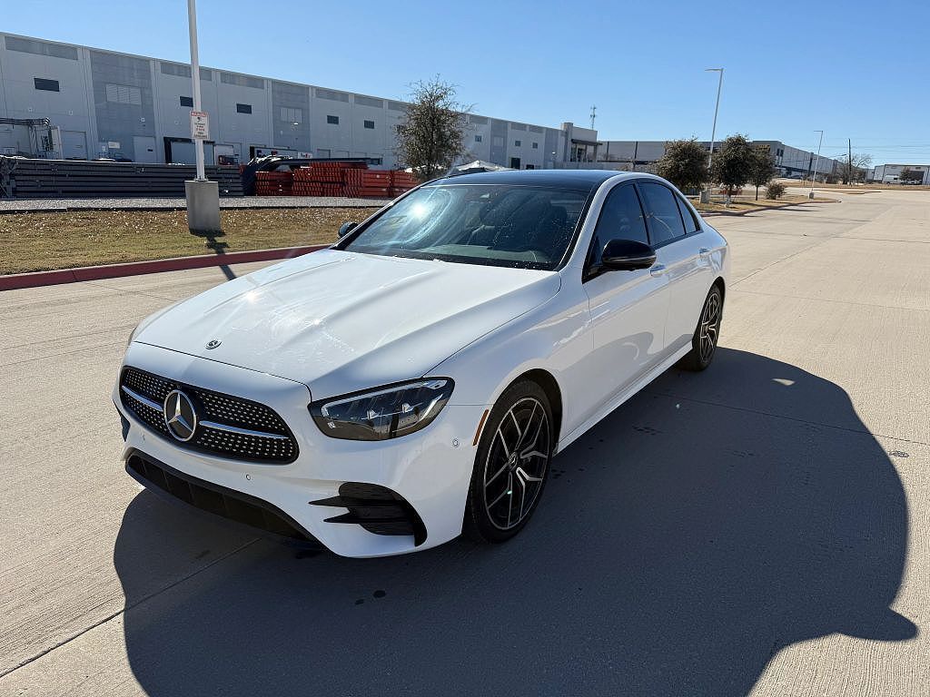2022 MERCEDES-BENZ E-Class