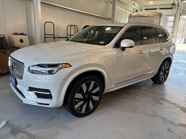 2024 VOLVO XC90