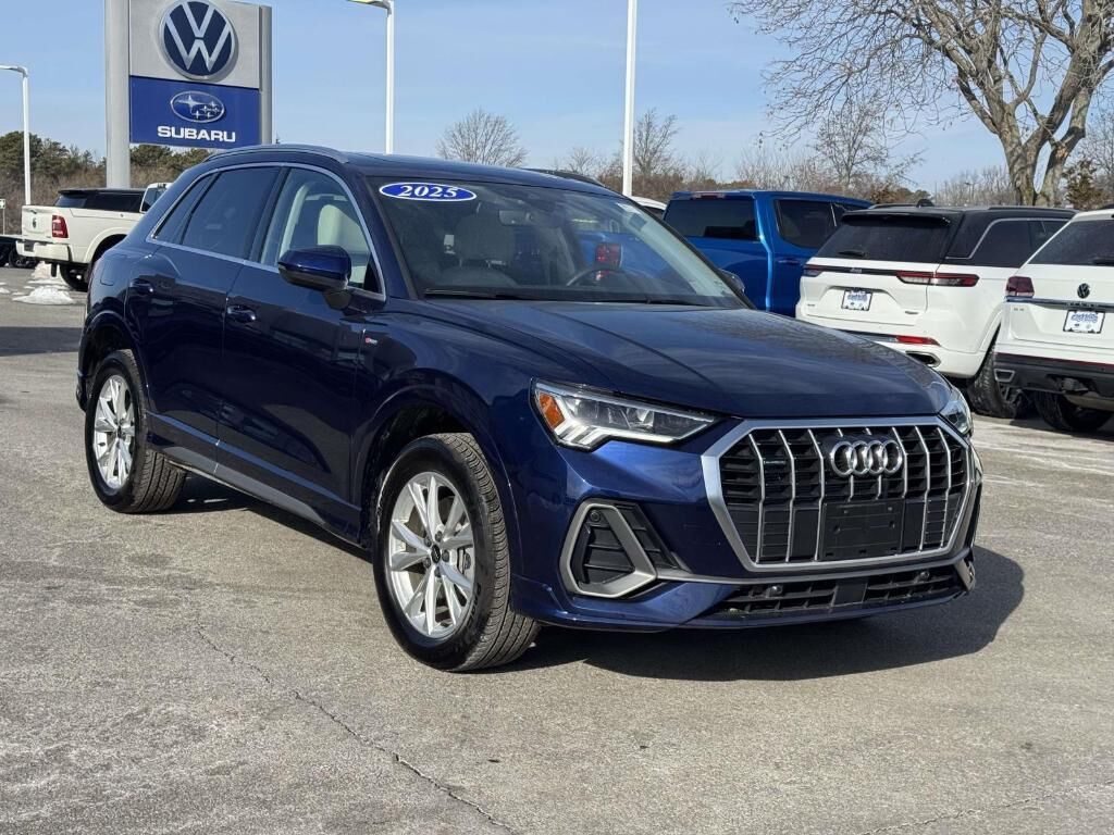 2025 AUDI Q3
