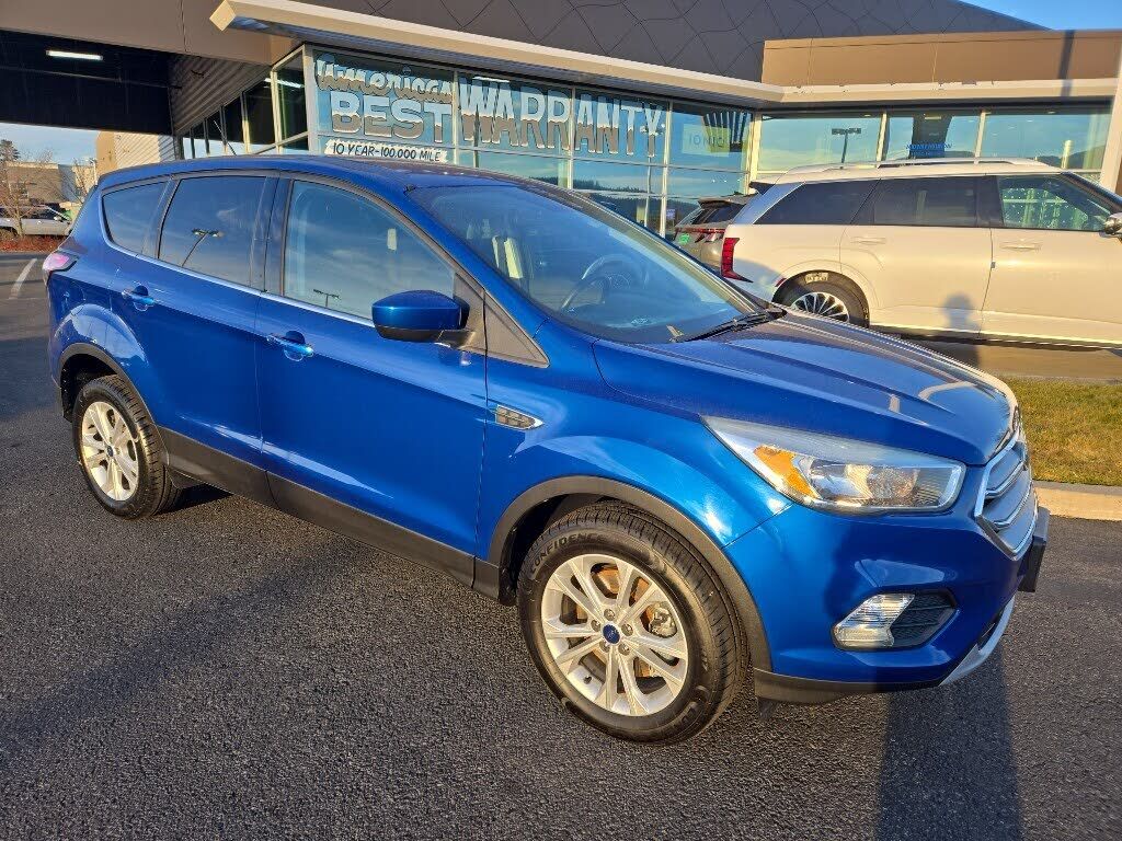 2017 FORD Escape