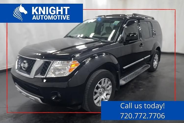 2012 NISSAN Pathfinder