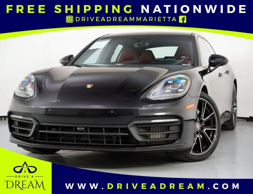 2022 PORSCHE Panamera