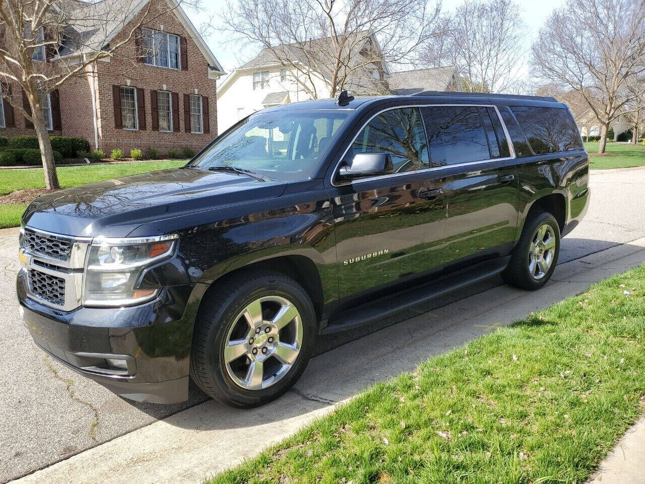 2017 CHEVROLET Suburban