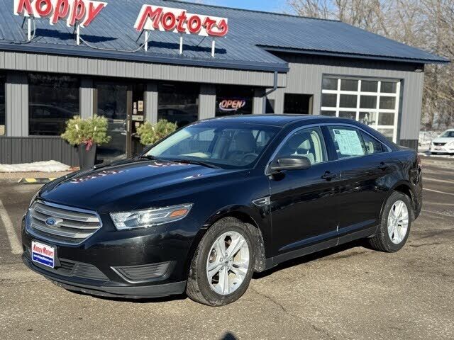 2015 FORD Taurus