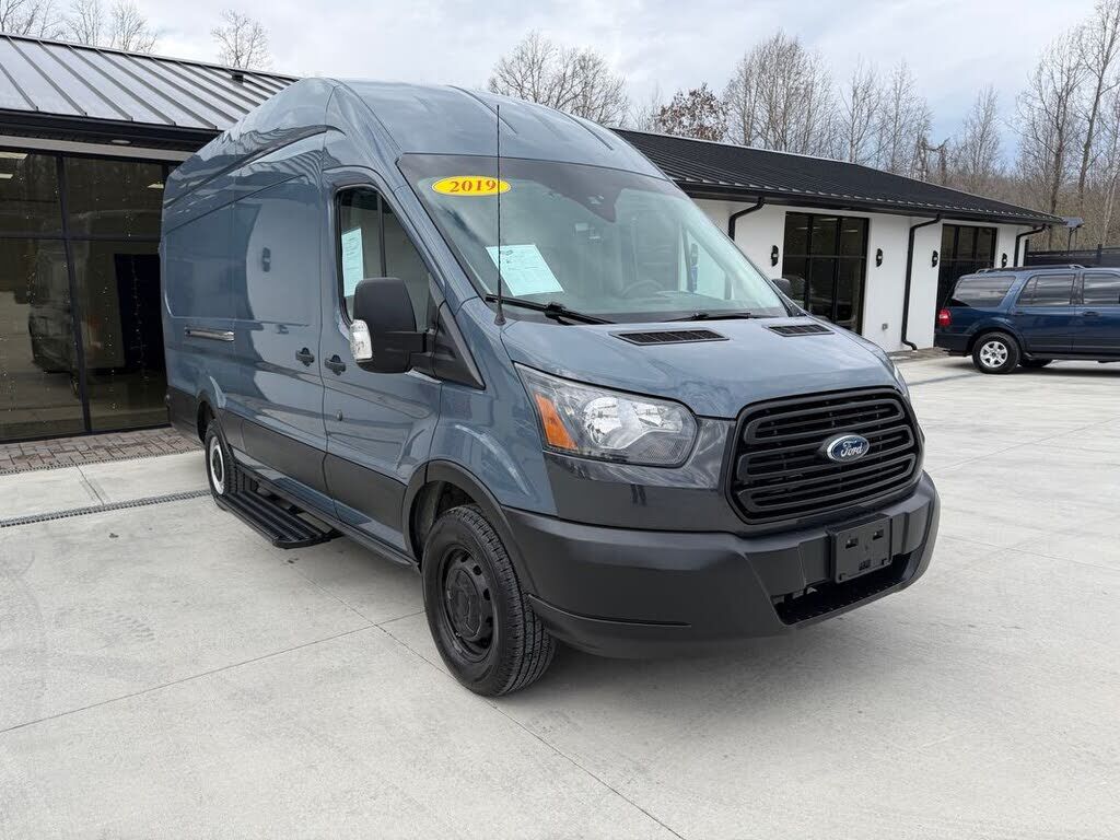 2019 FORD Transit