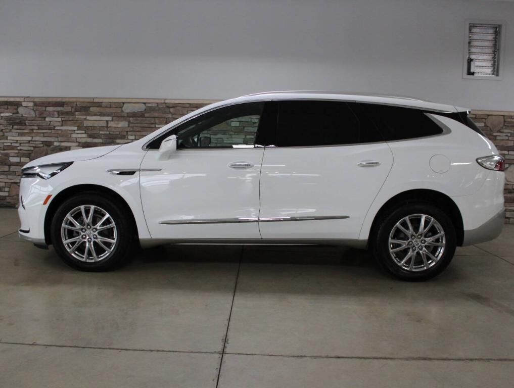 2023 BUICK Enclave