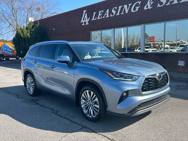 2024 TOYOTA Highlander