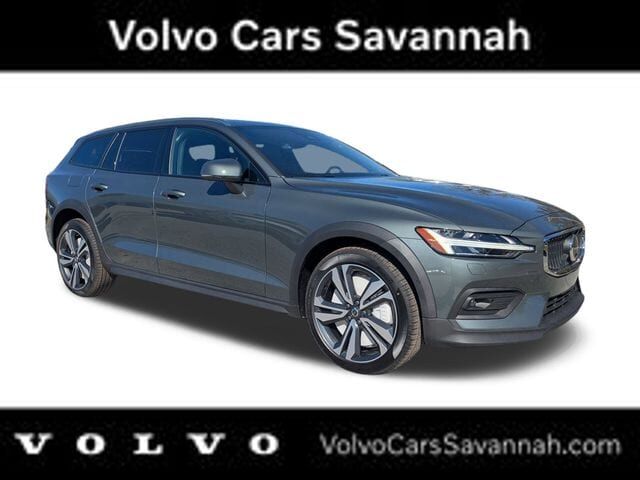 2026 VOLVO V60CC