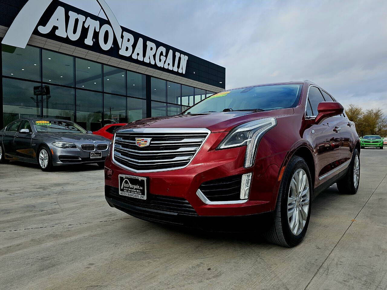 2017 CADILLAC XT5