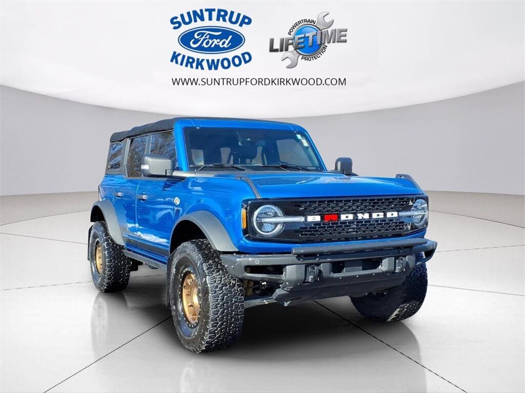 2022 FORD Bronco