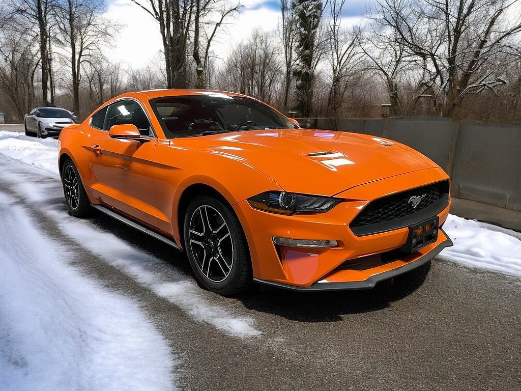 2020 FORD Mustang