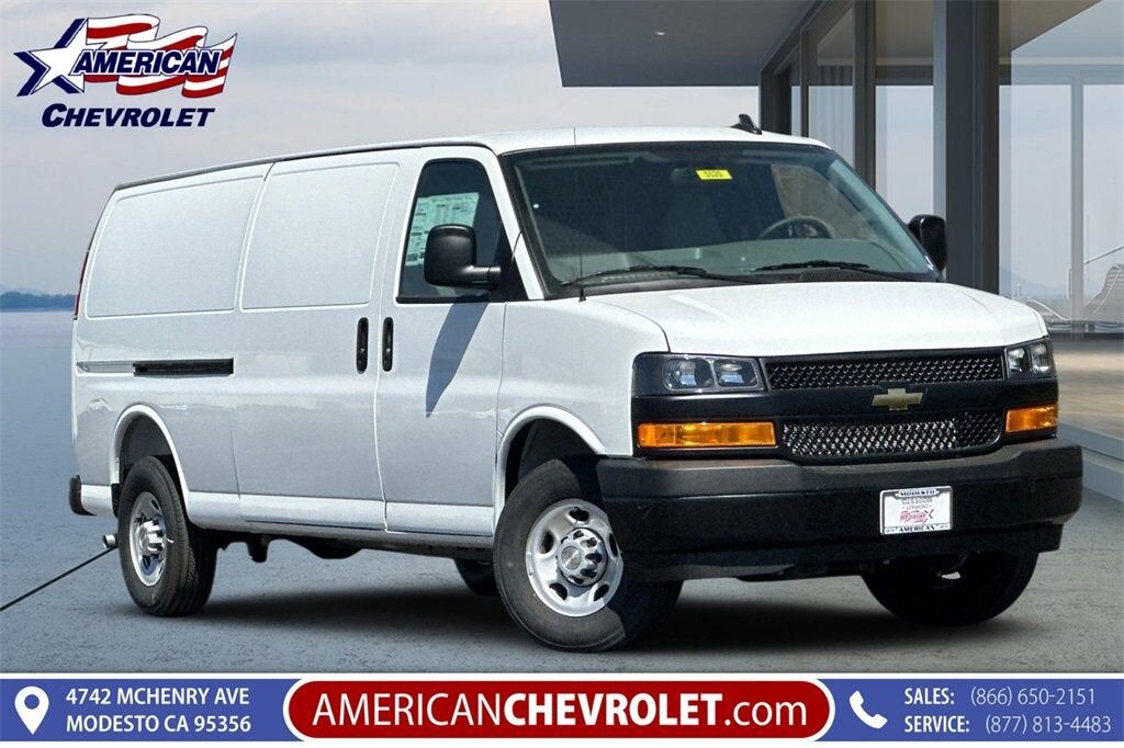 2025 CHEVROLET Express