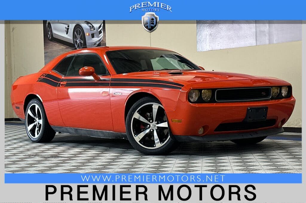2013 DODGE Challenger