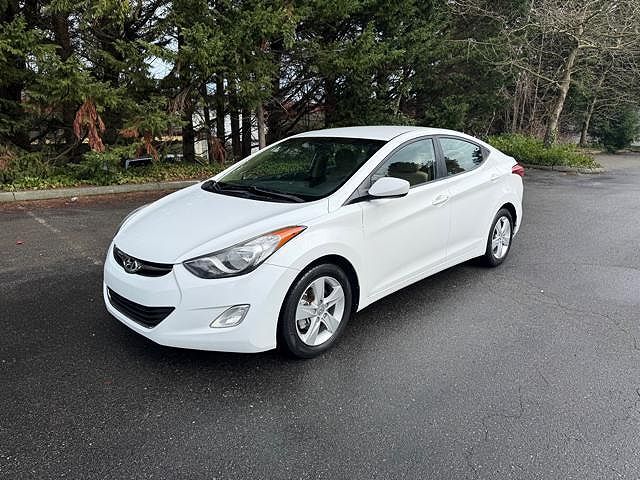 2013 HYUNDAI Elantra