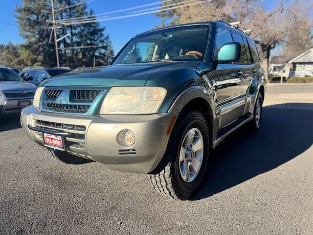 2003 MITSUBISHI Montero