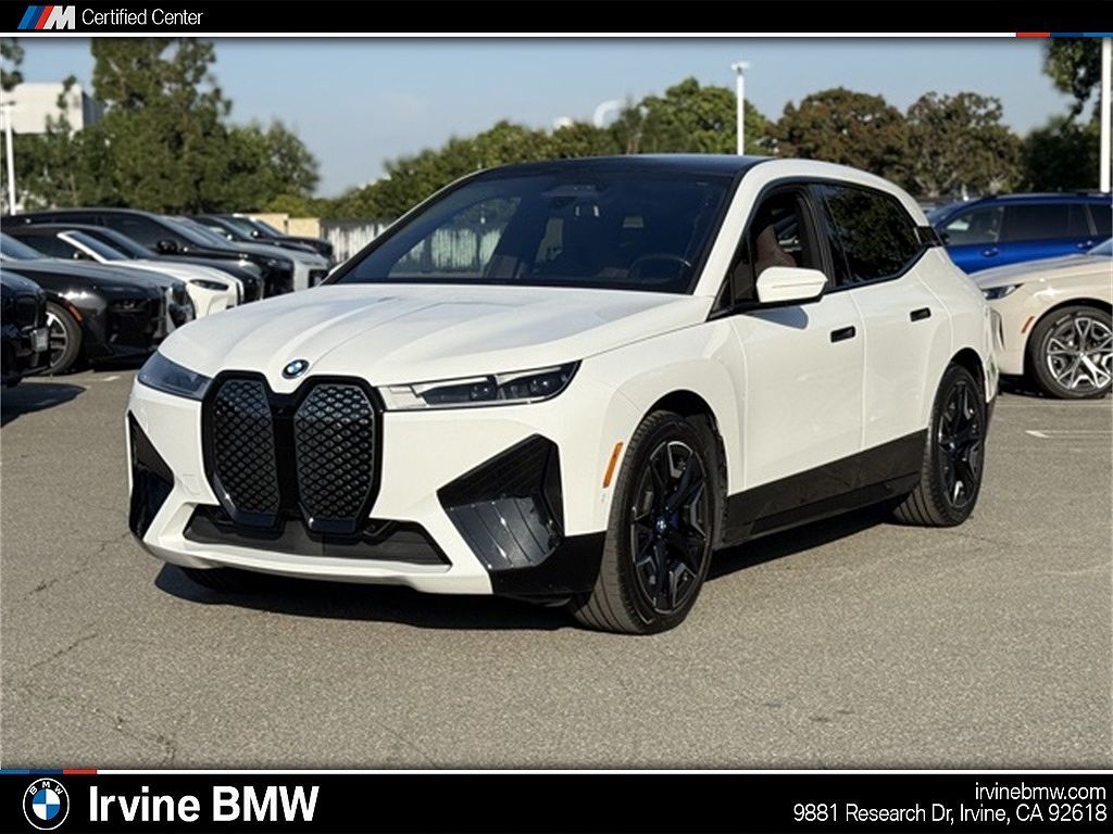 2023 BMW ix