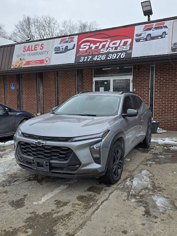2025 CHEVROLET Trax