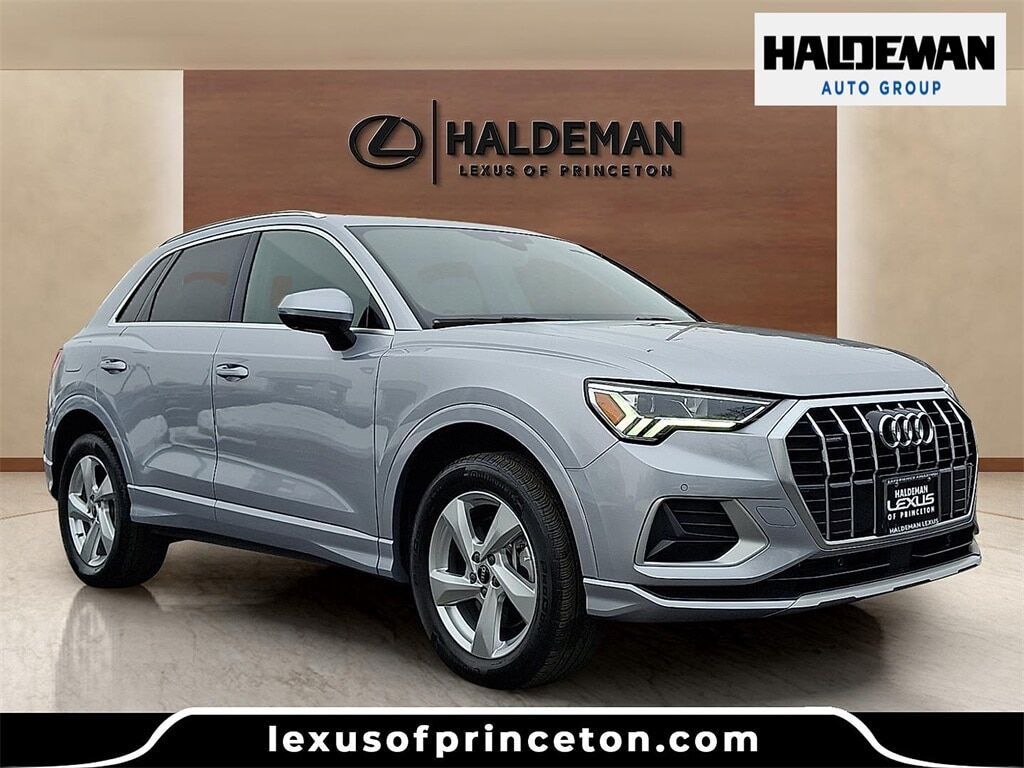 2022 AUDI Q3