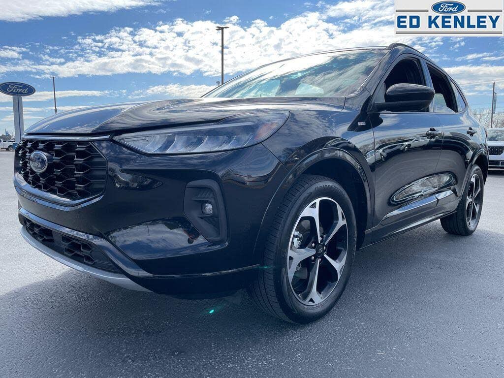 2024 FORD Escape