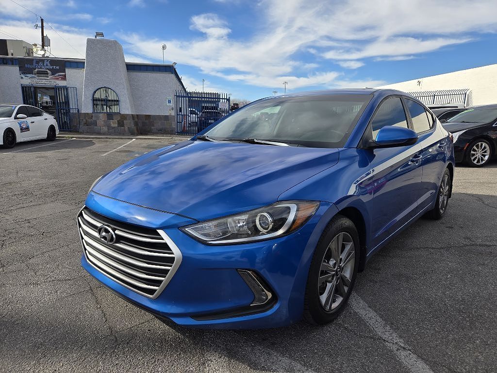 2017 HYUNDAI Elantra