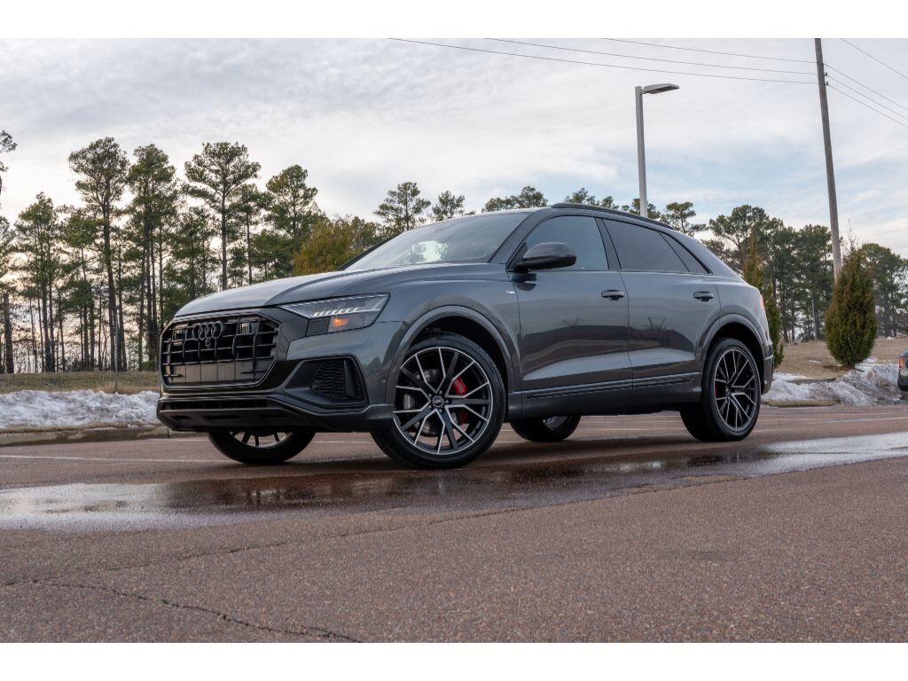 2021 AUDI Q8
