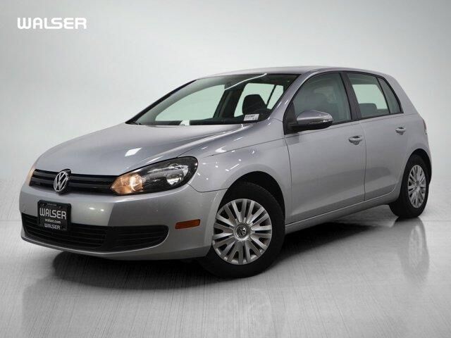 2010 VOLKSWAGEN Golf