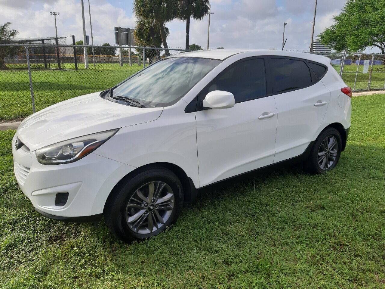 2015 HYUNDAI Tucson