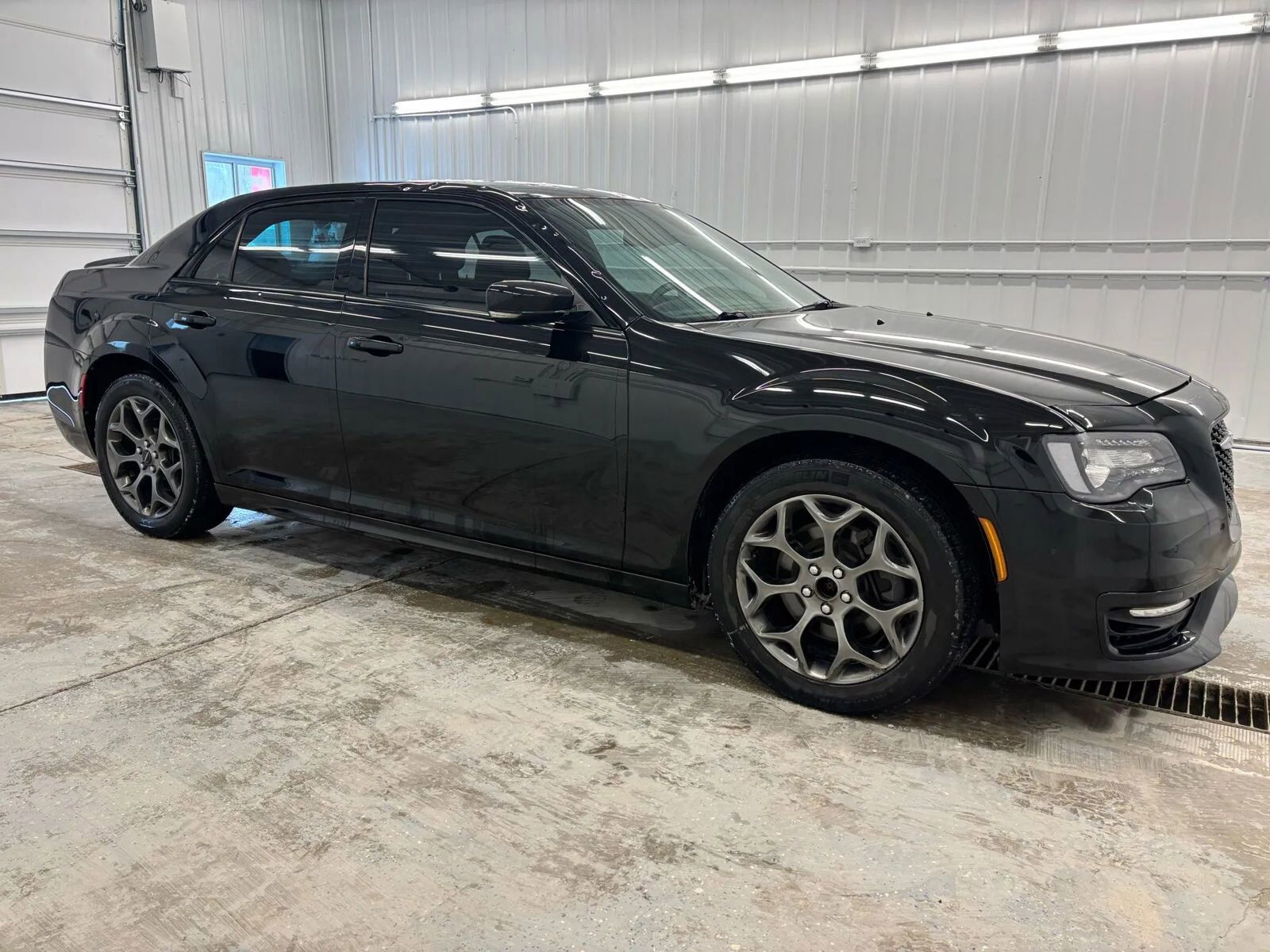 2018 CHRYSLER 300
