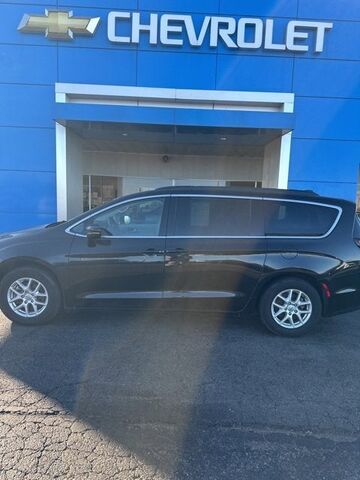 2022 CHRYSLER Pacifica