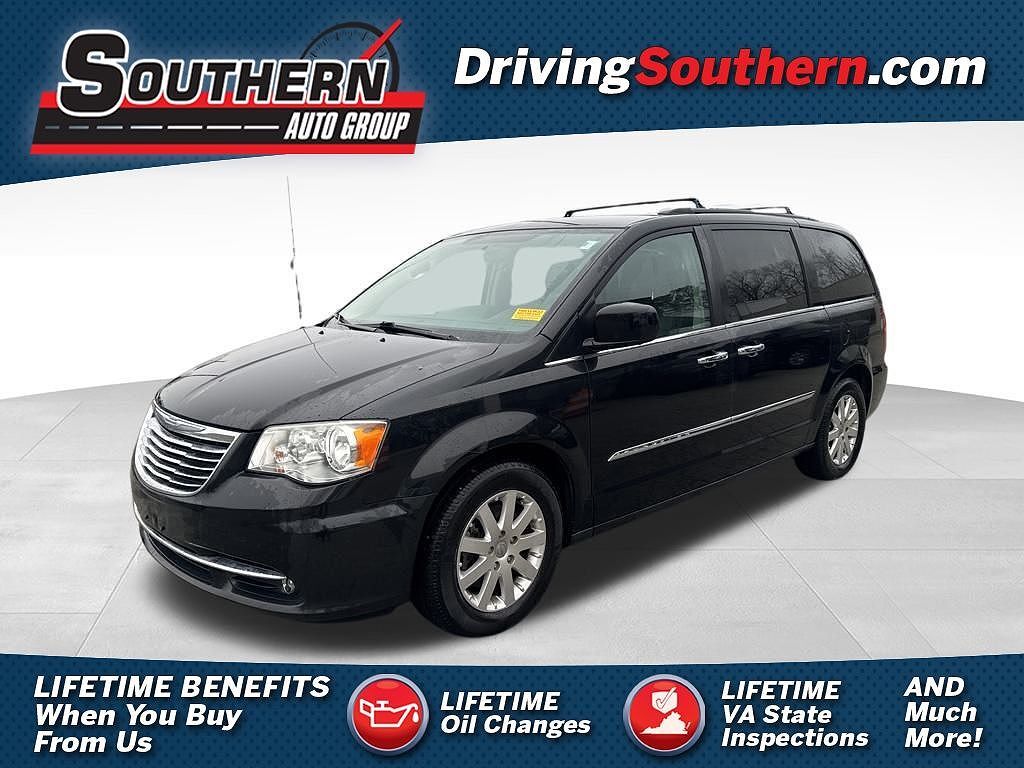2015 CHRYSLER Town and Country
