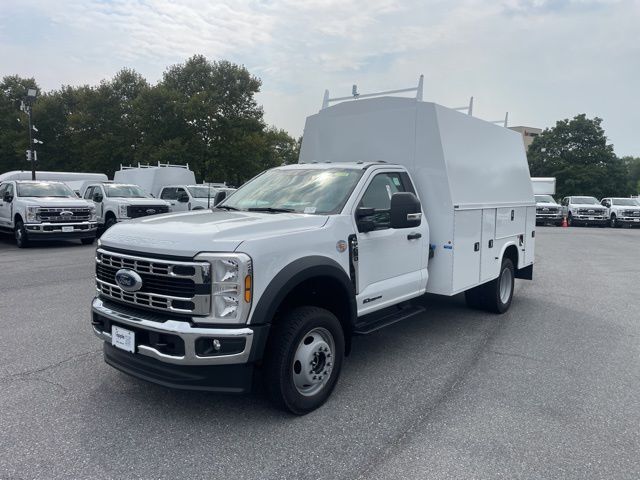 2025 FORD F-550