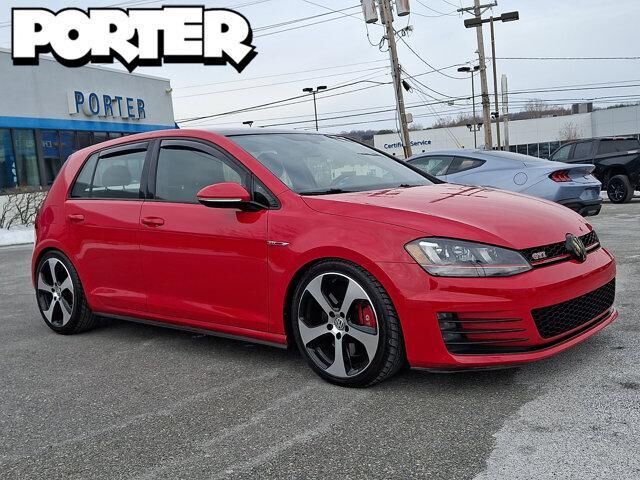 2017 VOLKSWAGEN Golf GTI