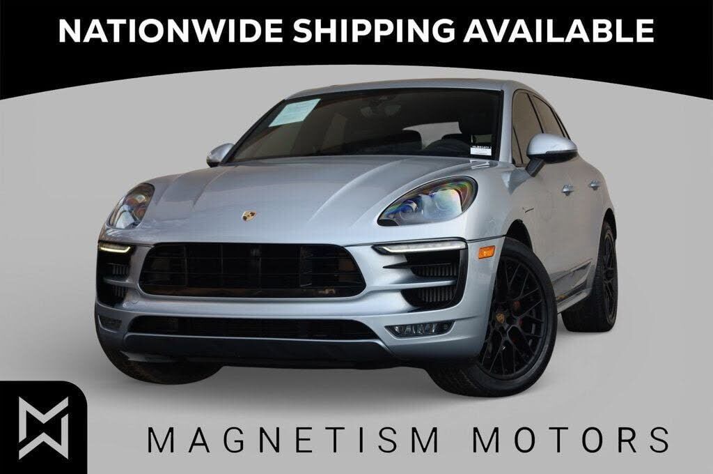2017 PORSCHE Macan
