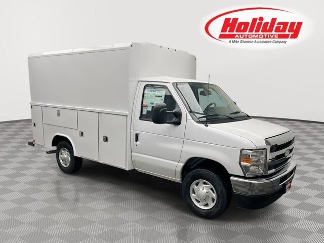 2026 FORD E-350