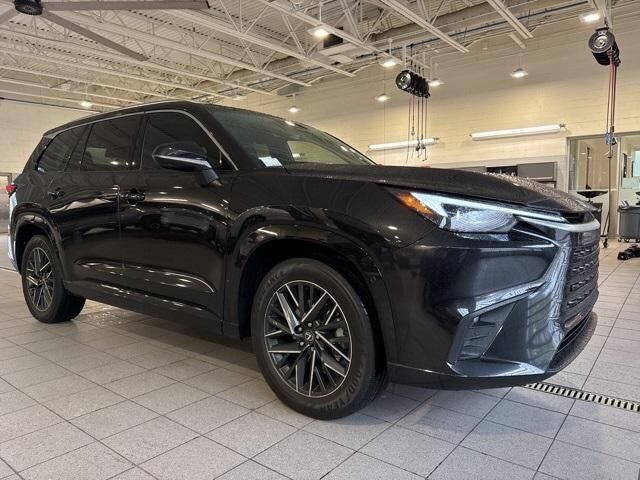 2025 LEXUS TX