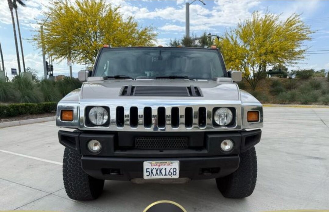 HUMMER H2