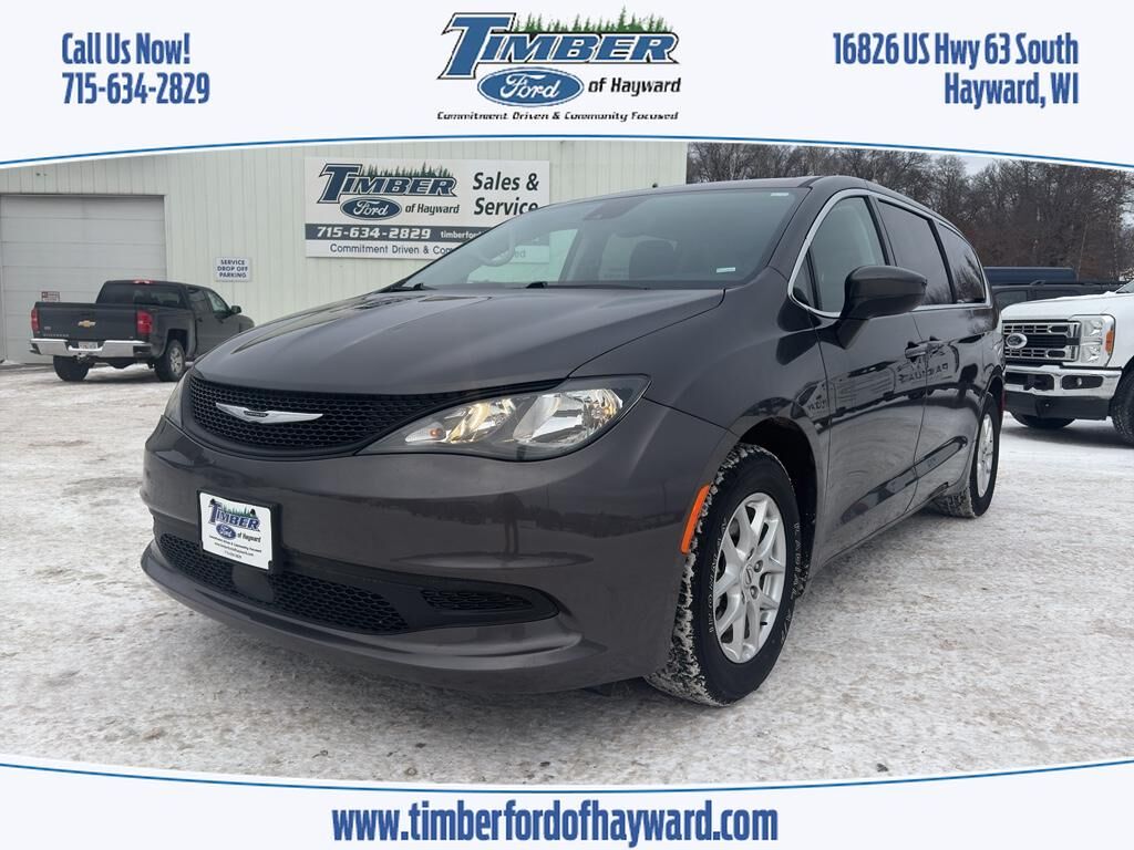 2023 CHRYSLER Voyager