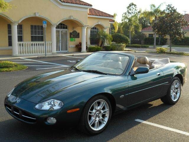 2002 JAGUAR XK8