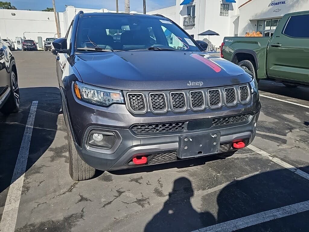 2023 JEEP Compass