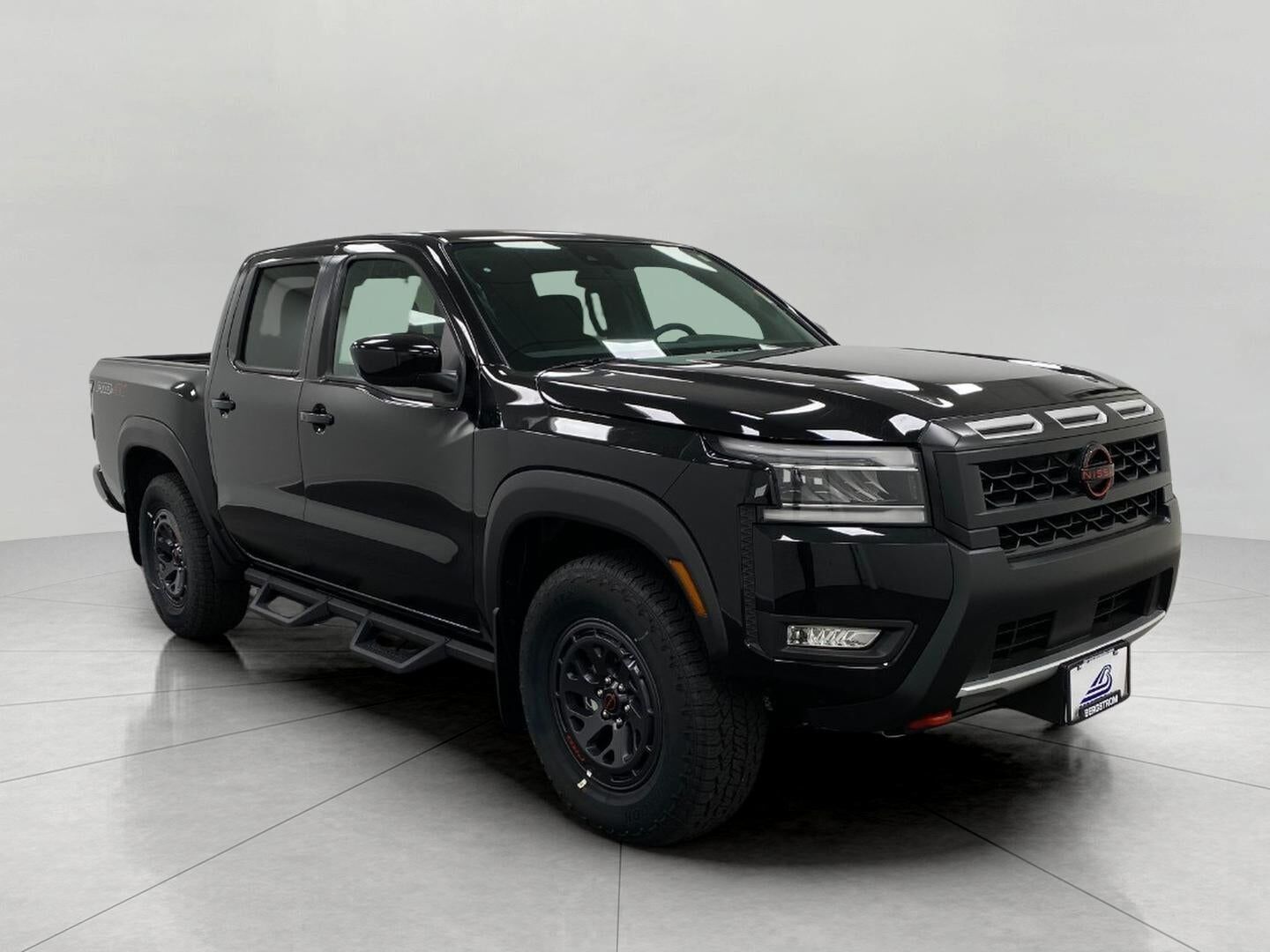 2025 NISSAN Frontier