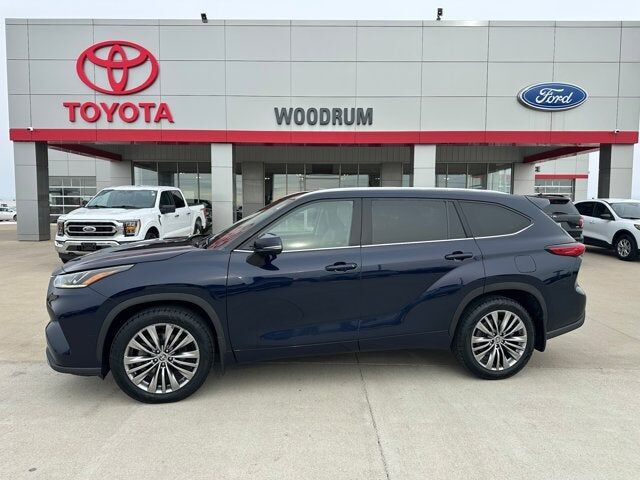 2020 TOYOTA Highlander